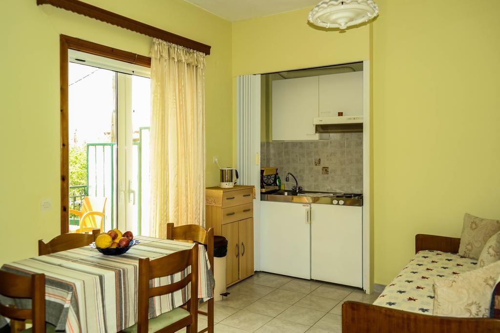 Maistreli Hotel Apartments สตูปา ห้อง รูปภาพ