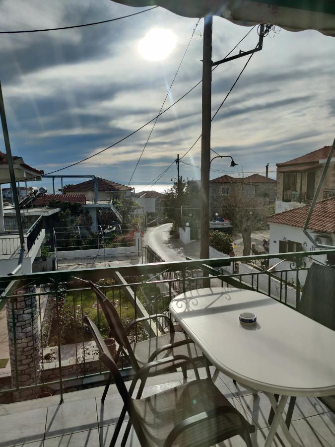 Maistreli Hotel Apartments สตูปา ภายนอก รูปภาพ