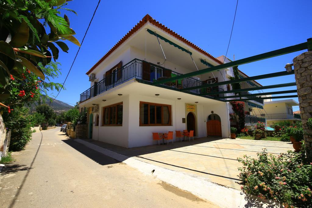 Maistreli Hotel Apartments สตูปา ภายนอก รูปภาพ